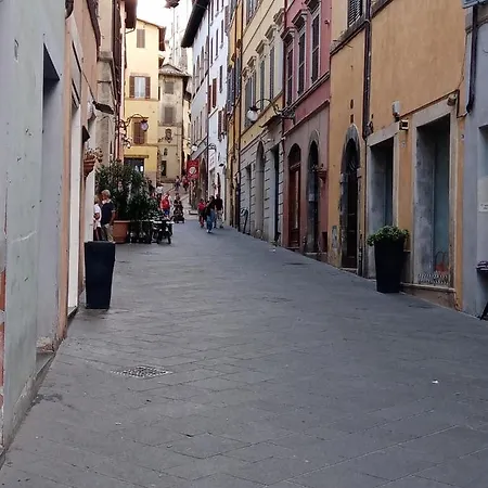 Grazioso Appartamento Spoleto Exterior photo